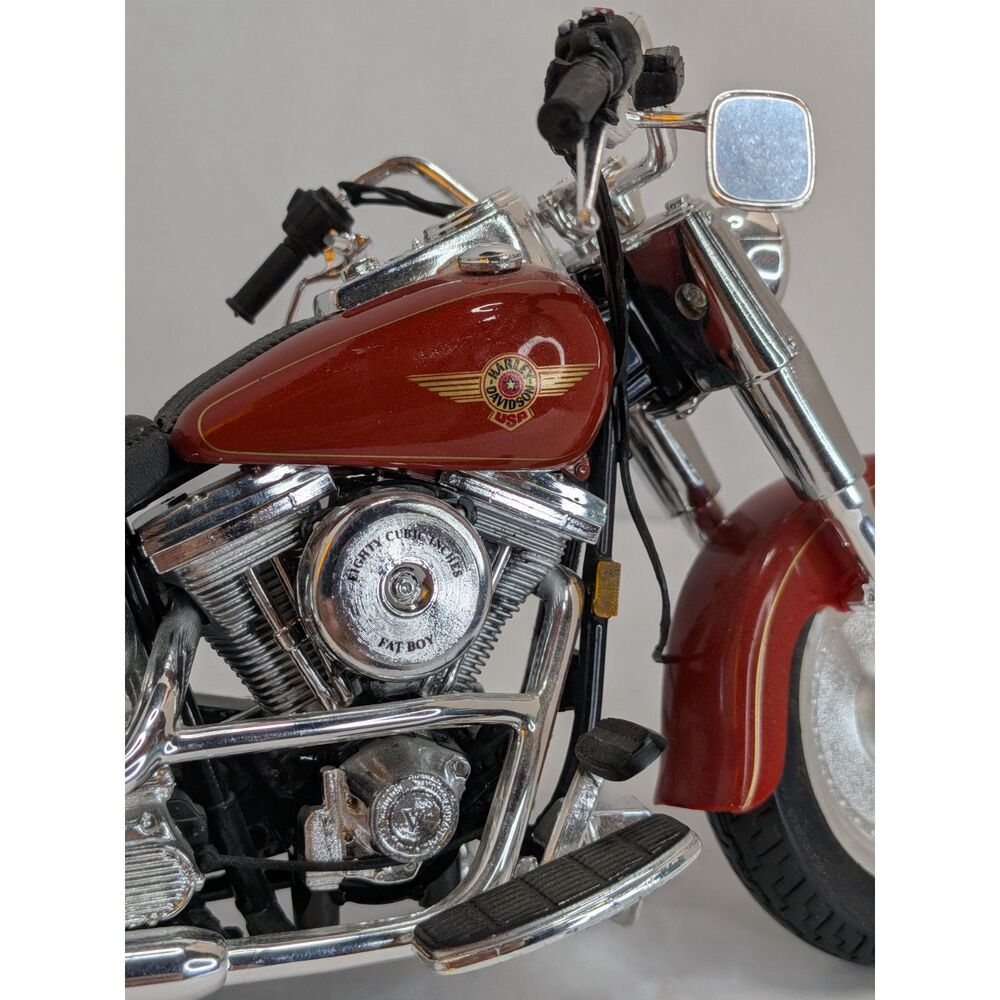 Harley Davidson Fat Boy Maisto 1:10 1999 FLSTF Red Diecast Motorcycle Model
